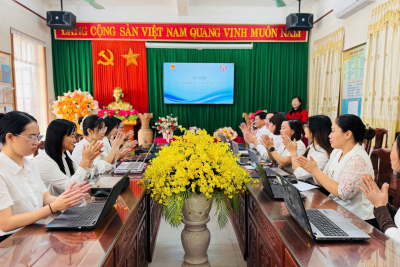 Tập huấn phát triển năng lực số và giáo dục kỹ năng công dân số cho học sinh tiểu học